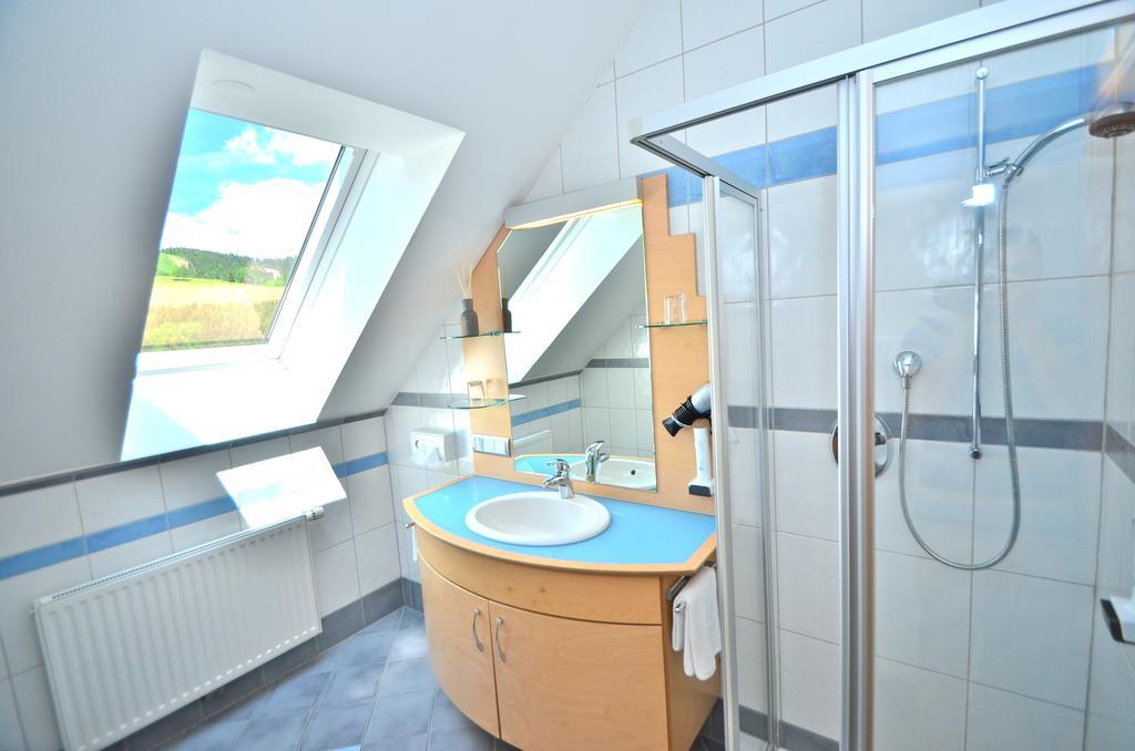 Hotel G.H. Knoll "Proellhofer" Cafe Bar Hills Fladnitz an der Teichalm Pokoj fotografie