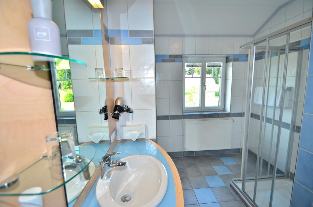 Hotel G.H. Knoll "Proellhofer" Cafe Bar Hills Fladnitz an der Teichalm Pokoj fotografie